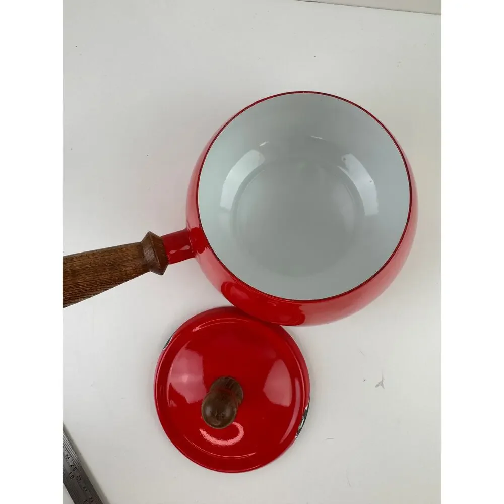 Vintage Styson Bright Red Enamel Fondue Pot Aluminum Wooden Single Handle Lid